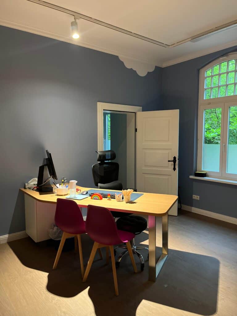 Büro der Kinderarztpraxis
